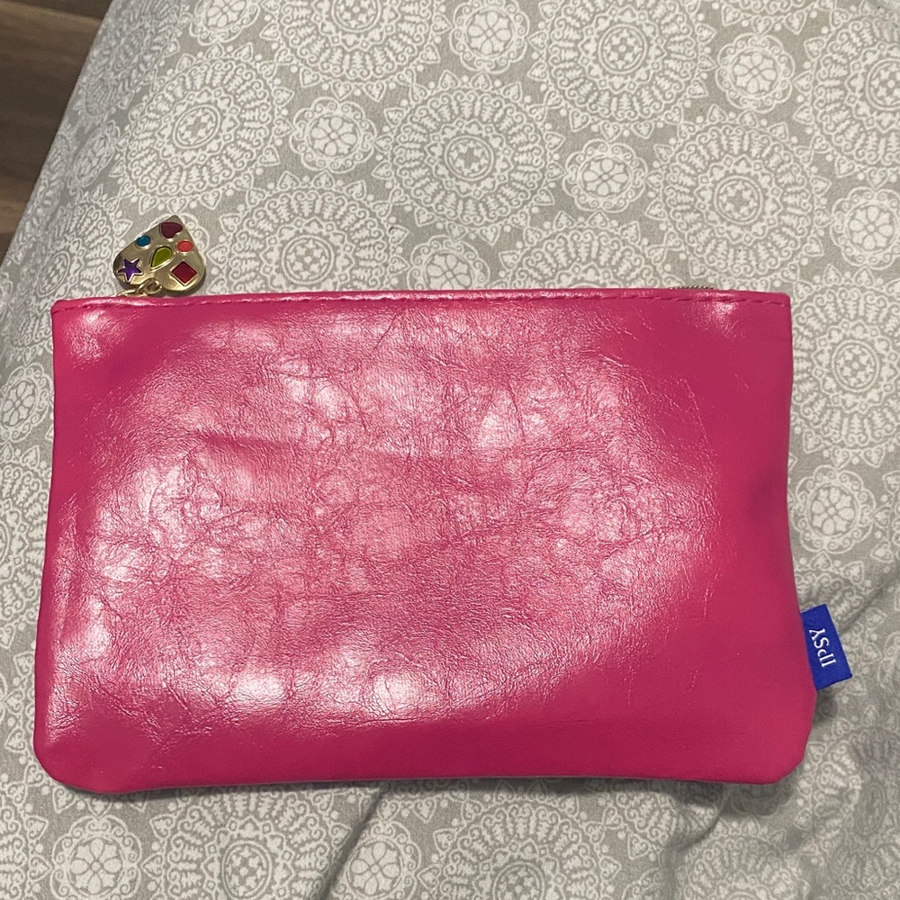 Ipsy Vibrant Pink Cosmetic Bag - Picture 1 of 6